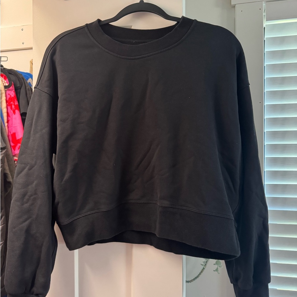 lululemon athletica Black Women's Cropped Sweatshirt